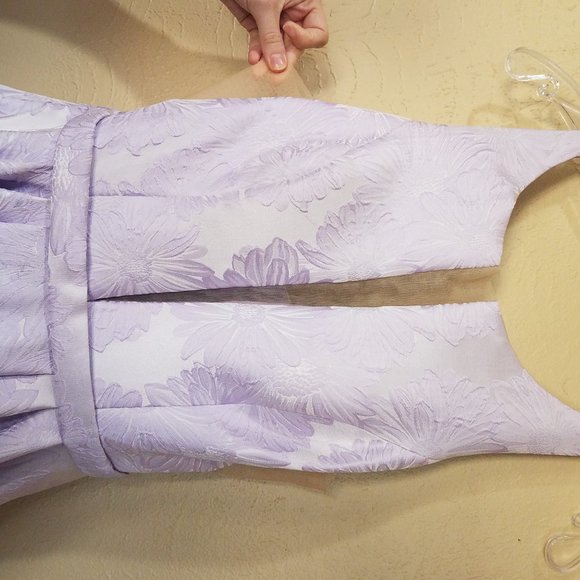 SHERRI HILL PURPLE FLORAL  PROM/HOMECOMING DRESS - Picture 14 of 15